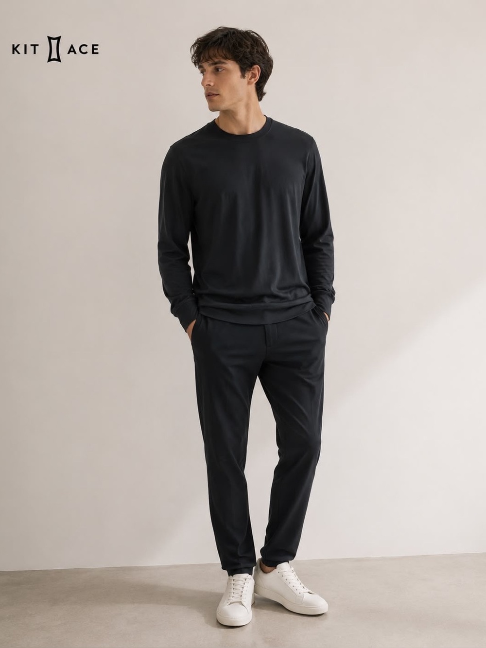 Kit and Ace Black Long Sleeve Crewneck Sweater Size Small